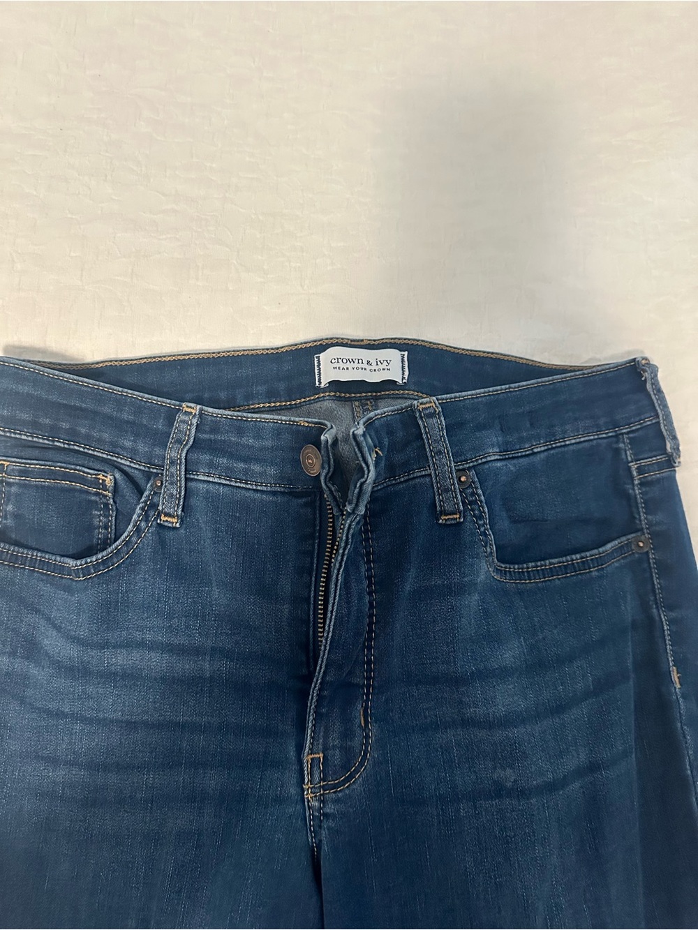 Jeans - Picture 2 of 4